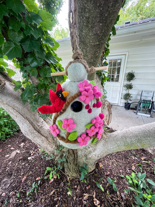 Cardinal Felt Birdhouse